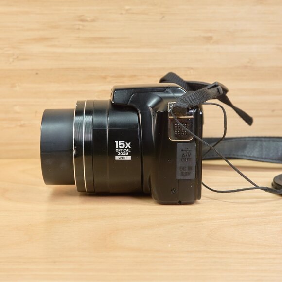 Nikon Coolpix L100 / 10MP Digital Camera / 15x Optical Zoom Lens / Tested - Picture 4 of 8